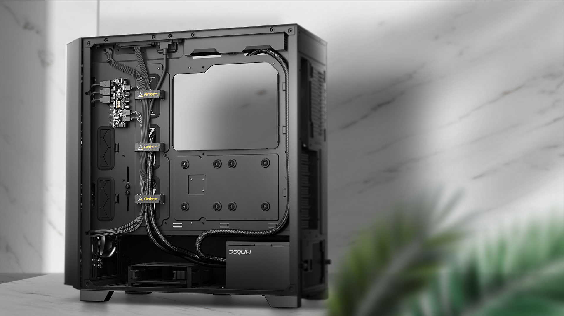 P20C ARGB Mid-Tower E-ATX Gaming Case